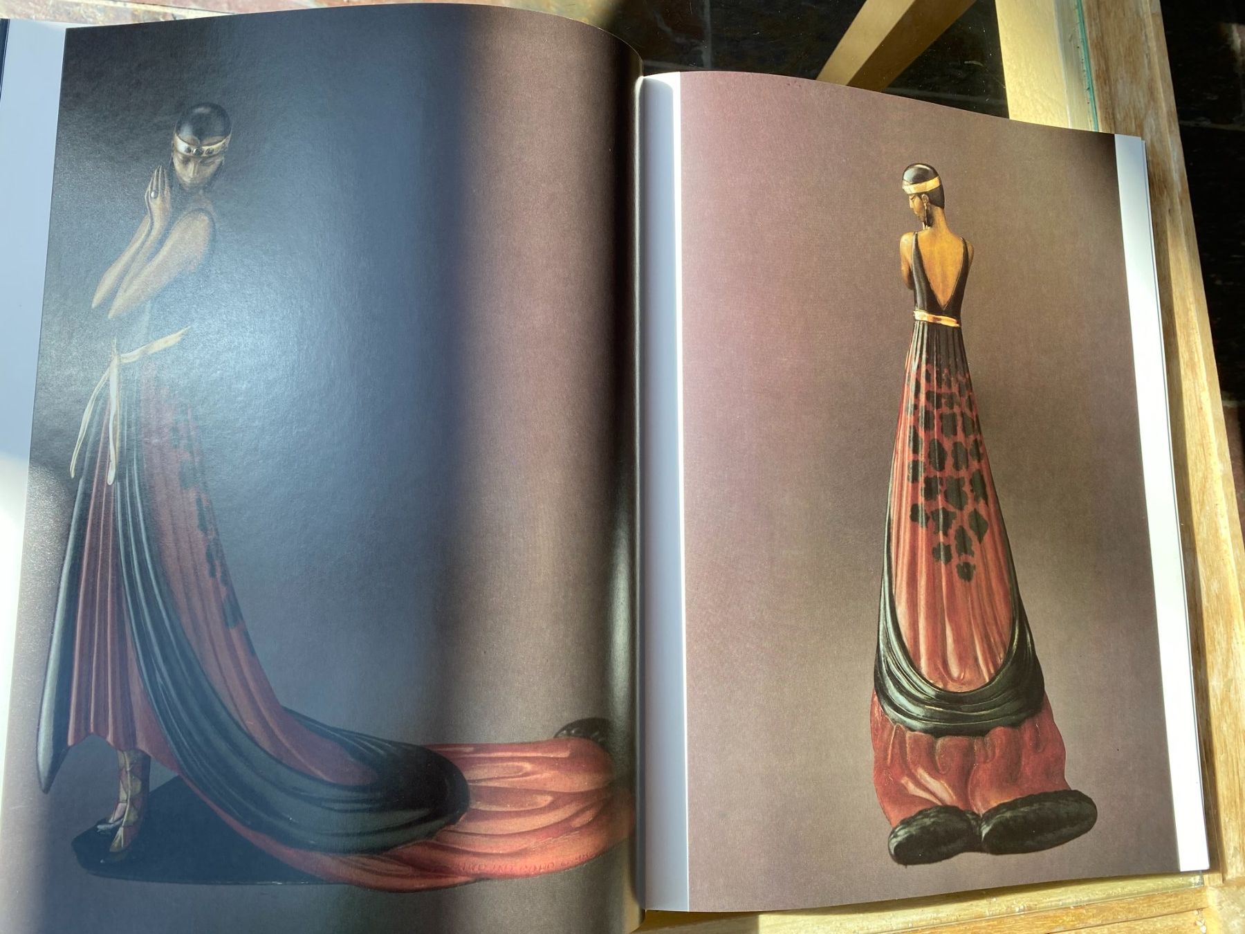 Libri: Kunstbuch ERTE SKULPTUREN – Nuovo (secondo la descrizione) da St. Gallen venduto da Blin 6