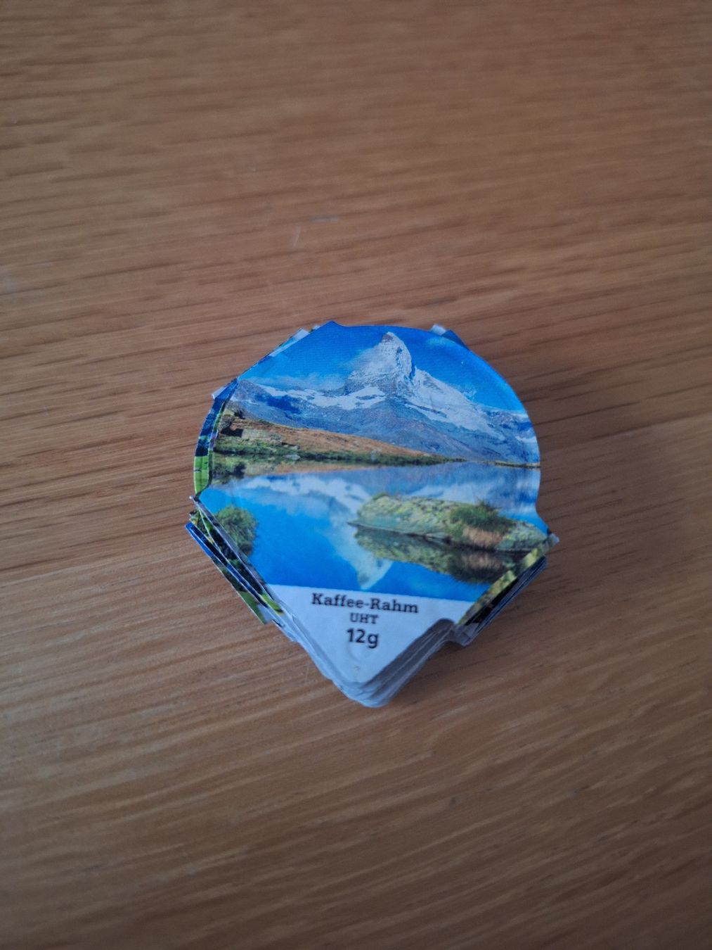 Kaffeerahmdeckel: Kaffeerahmdeckeli Serie 6.304 – Gebraucht aus Wanzwil von chlinih93