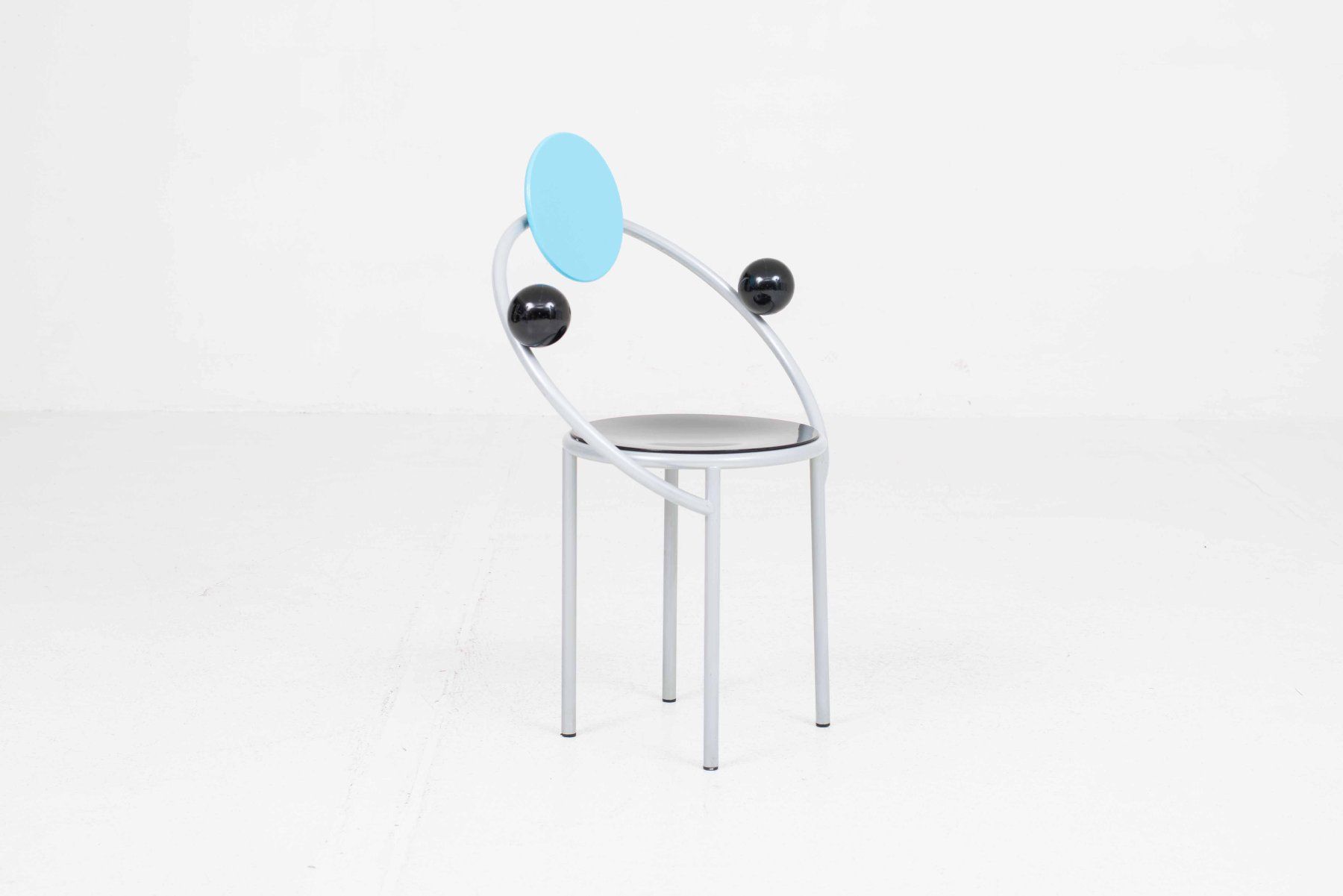 Sedie: Memphis First Chair von Michele De Lucchi – Usato da Zürich venduto da STUZH38 2