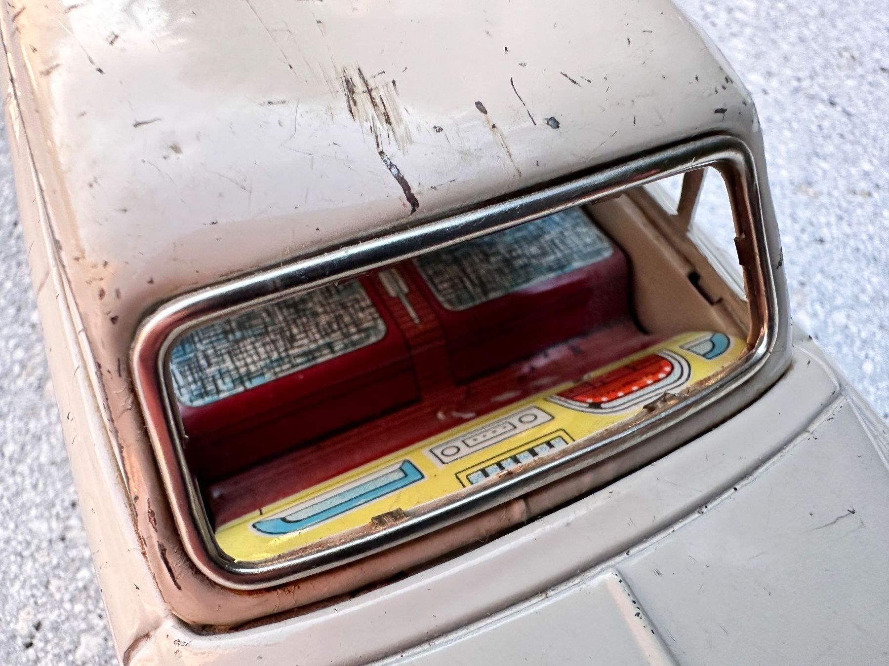 Jouets: Blechauto Renault Dauphine – Défectueux à Seuzach par Jage 6