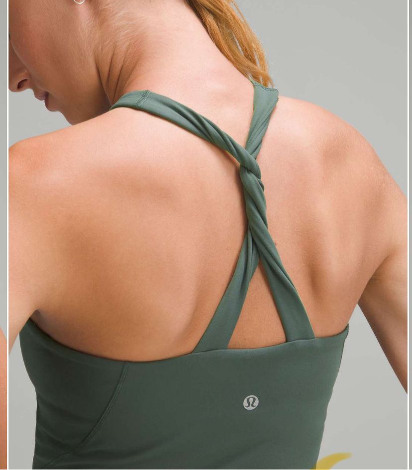 Lululemon Tops: Lululemon Align Keyhole Halter Tank Top M – Gebraucht aus Spiegel b. Bern von pre1ovedthreads 2