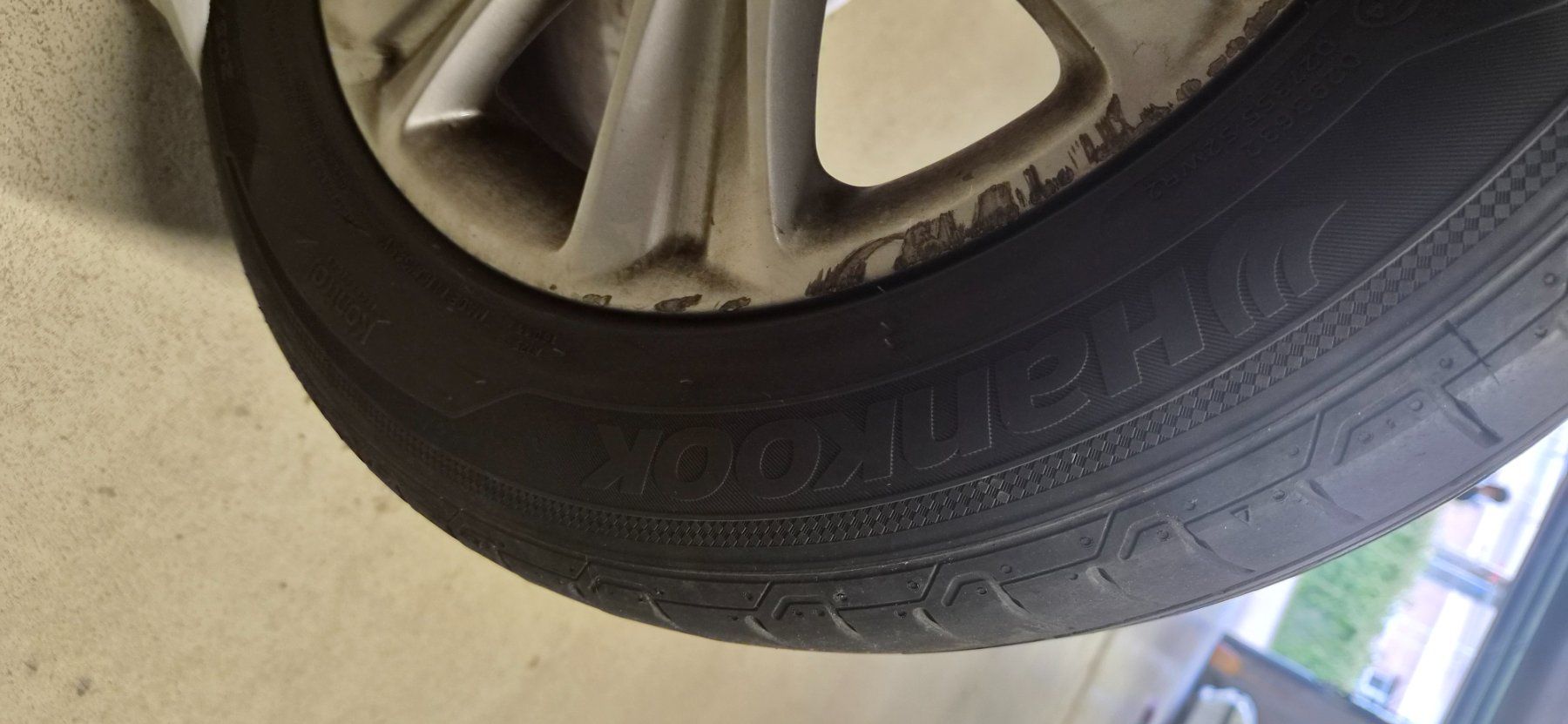 Hankook Pneumatici & Ruote complete: 4 Pneu sur jante Audi A1 – Usato da Sonceboz-Sombeval venduto da ser_7cxw 2