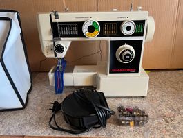 Nähmaschine QUASATRON 18-31B mit Zubehör und Tasche