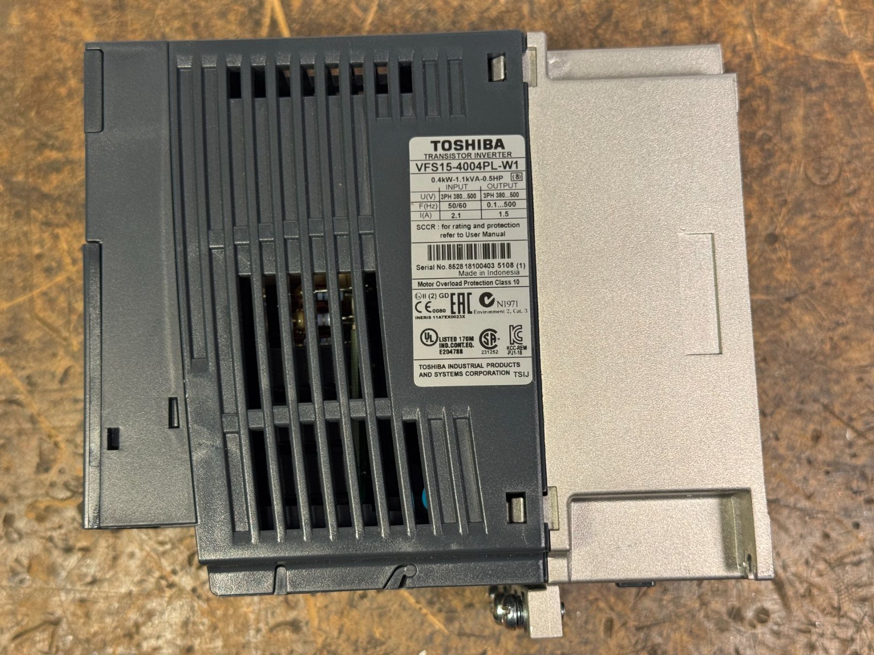 Componenti elettronici: Frequenz Umrichter, Konverter TOSHIBA – Usato da Ins venduto da funkflieger 4