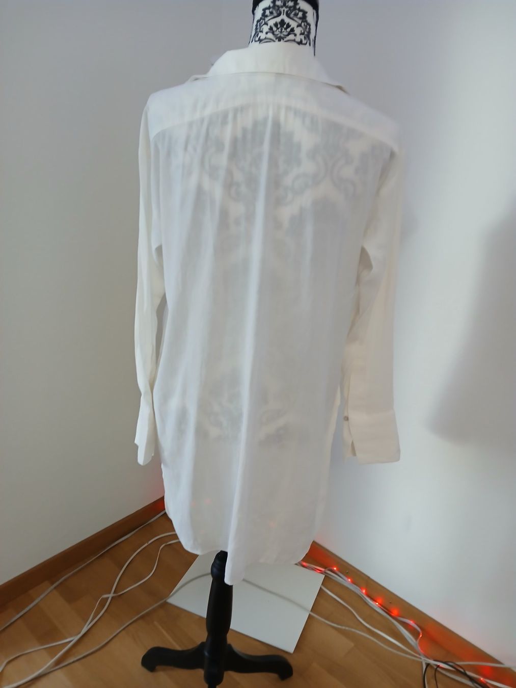 H&M Camicette: Elegante weisse Bluse, transparent, Gr. 36 – Usato da Glattbrugg venduto da hap_8w8v 2
