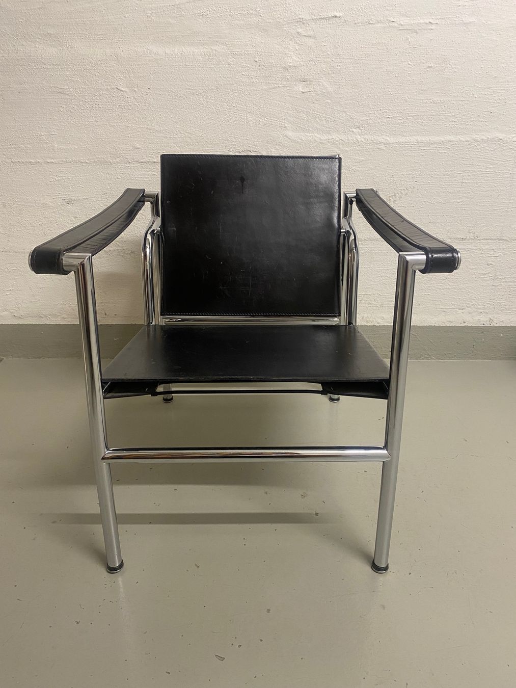 Le Corbusier Sessel: Le Corbusier, LC1 Replika – Gebraucht aus Zollikerberg von FAMA3 1