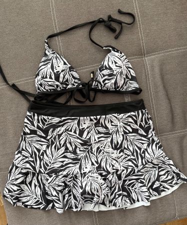 Bikini mit Rock, Gr. M (38), neu