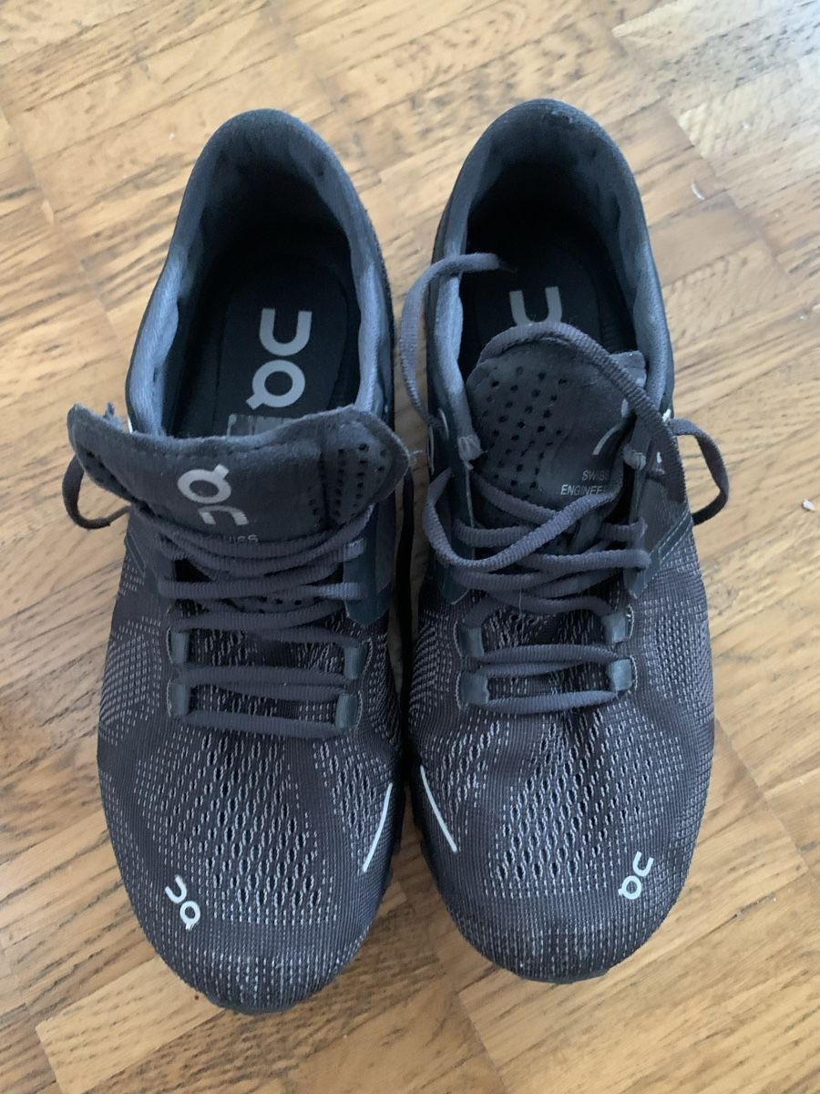 Damenschuhe: On cloud schuhe  – Gebraucht aus Zürich von Nikuska32