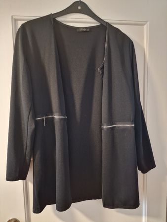 Schwarze Übergangs Jacke, neuwertig, Grösse L, Top Herbst!