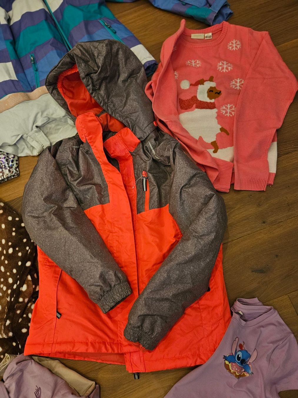 Lotti & Set di vestiti: Skijacke, Flauschige Pullover Gr.146/152 – Usato da Wangen ZH venduto da tulipe55 2