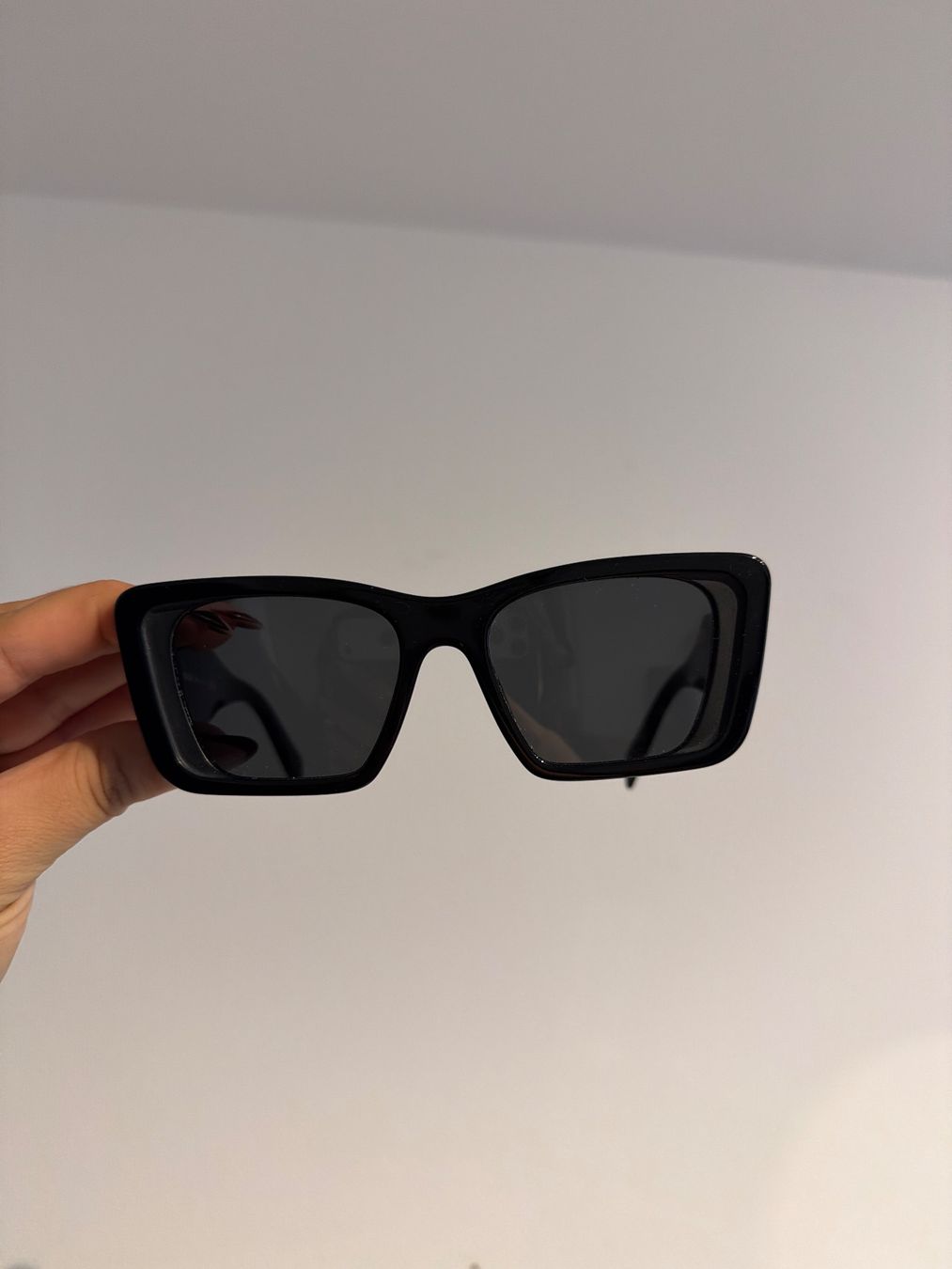 Prada Occhiali & Lenti: prada sunglasses – Nuovo (secondo la descrizione) da Embrach venduto da mic_8cxh 1