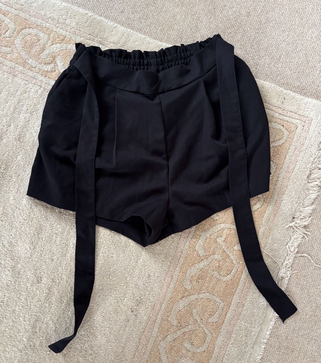 Pantaloni: Kurze Stoffhosen – Usato da Eggersriet venduto da car_w5cl