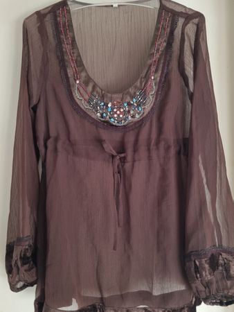 Bluse bestickt Gr. 40