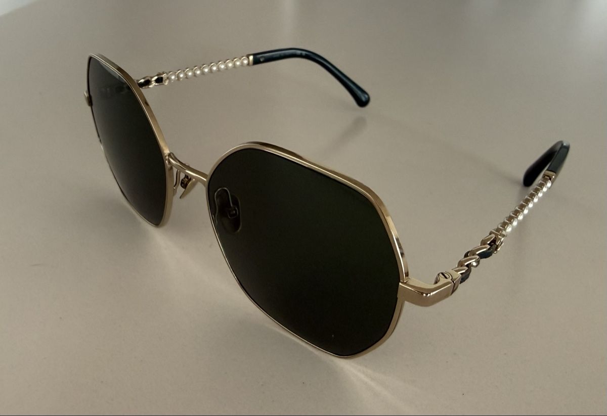 Chanel Brillen & Gläser: Chanel Sonnenbrille – Neu (gemäss Beschreibung) aus Bassersdorf von janiine.xx