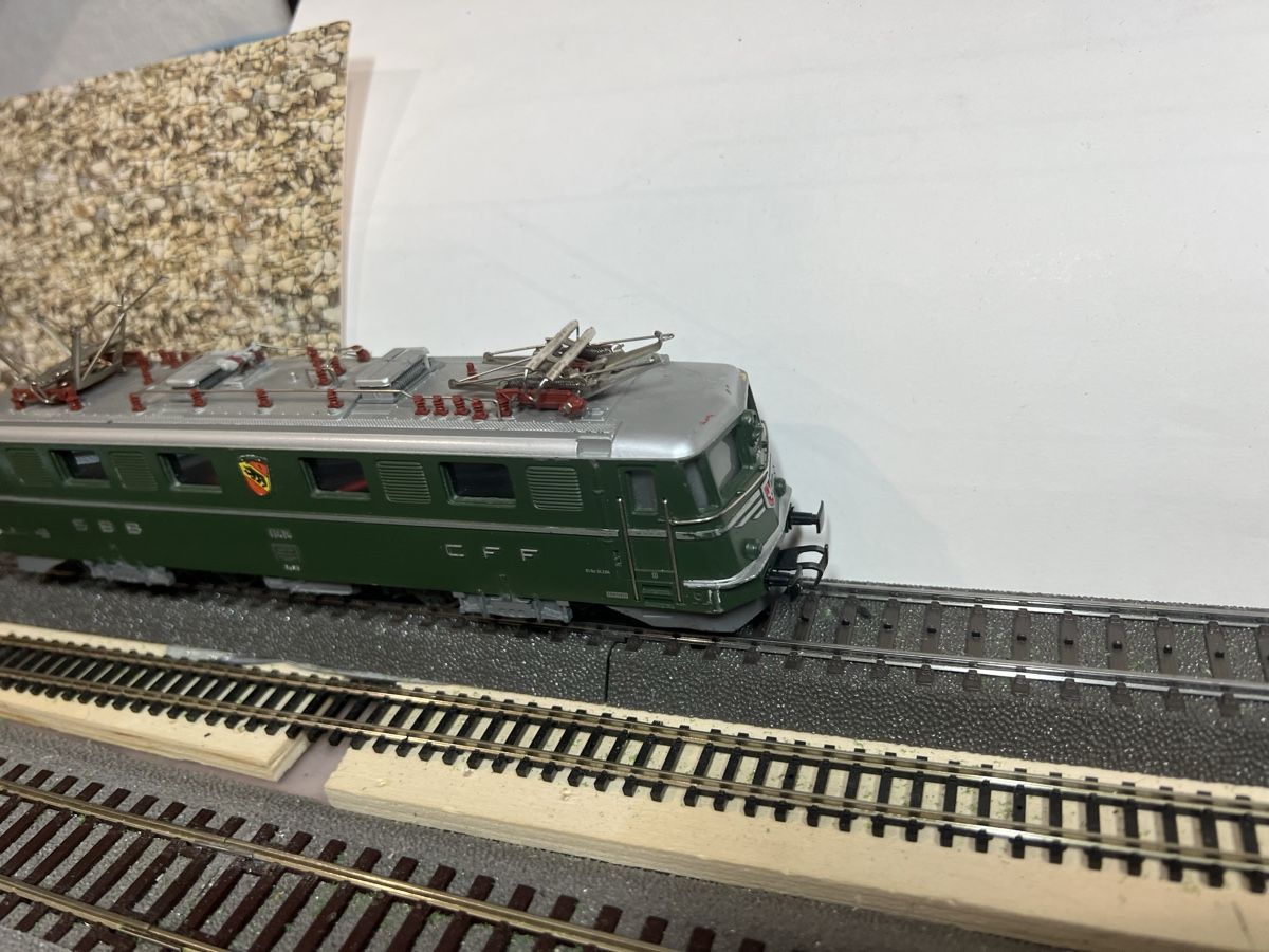 Märklin Modellini di ferrovie: Märklin SBB Ae 6/6 – Usato da Dübendorf venduto da Troggy 3