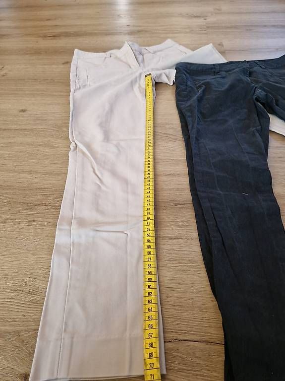 Calvin Klein Pantaloni: Calvin Klein Hosen Gr. 4 – Usato da Wimmis venduto da traubenq 2