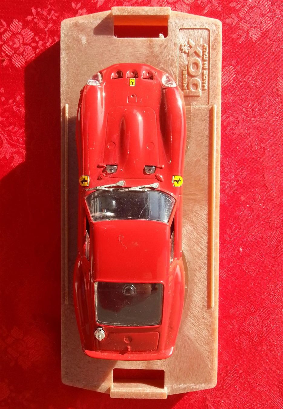 Ferrari Modellautos: Vitrinenobjekt:  FERRARI 250 GTO, MODEL box 1:43 – Gebraucht aus Oberriet SG von ganesh435 5