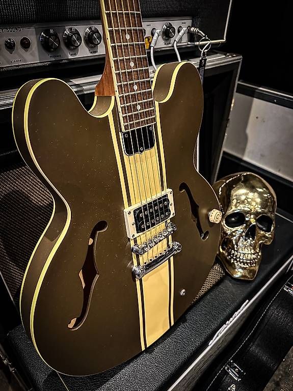 Epiphone Musikinstrumente: Epiphone  Tom Delonge signature  ES-333 – Gebraucht aus Montreux von Alligator-AMPS