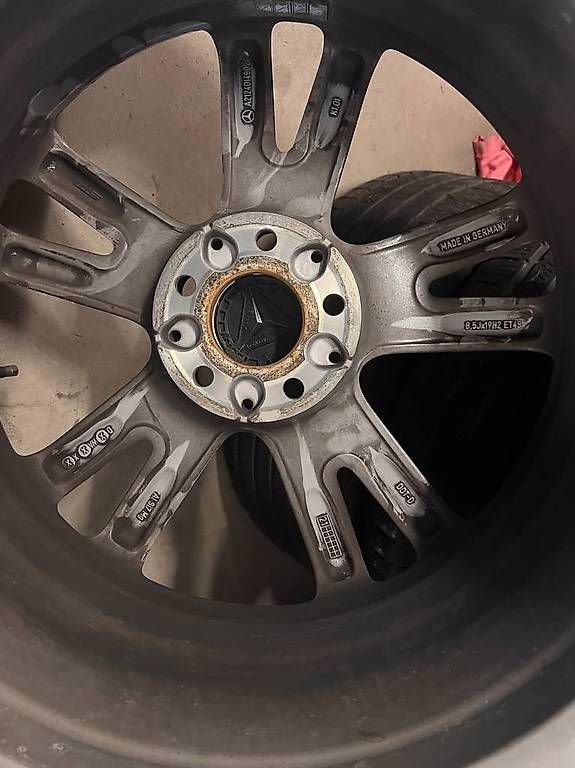 Pneumatici & Ruote complete: Jantes 19 mercedes class E – Usato da Crans-Montana venduto da iva_q8qt 2