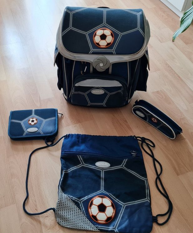 Schulranzen Set Samsonite Fussball (Gebraucht) in Suhr für CHF 9 – mit ...