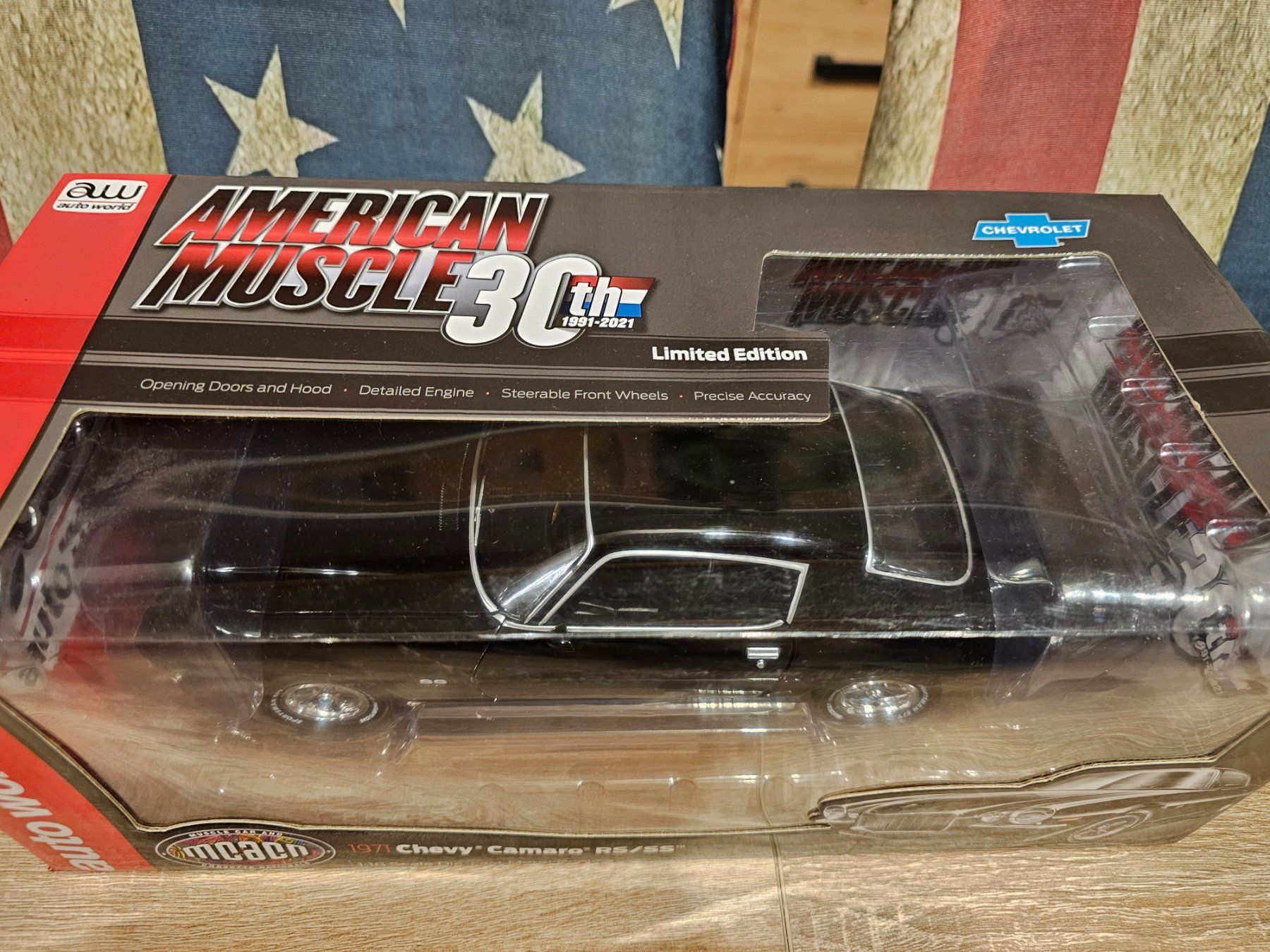 Chevrolet Modellini d'auto: 71'Chevrolet Camaro RS/SS 1:18 – Usato da Goldingen venduto da Muscle_Cars84 2