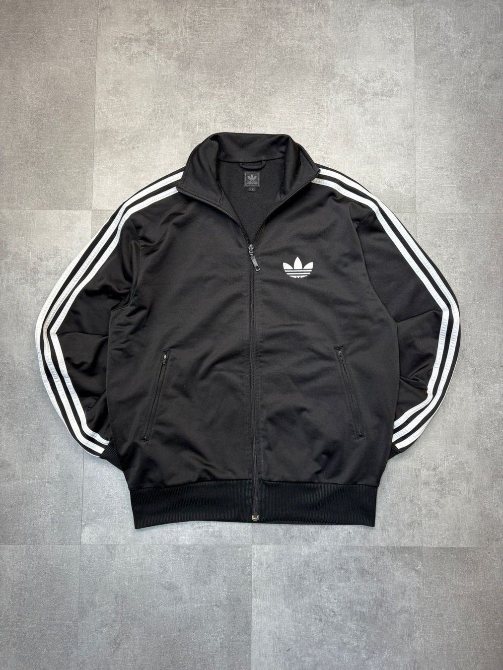 Adidas Jacken: Adidas Firebird Trainingsjacke - Grösse S – Gebraucht aus Werdenberg von hase.vintage