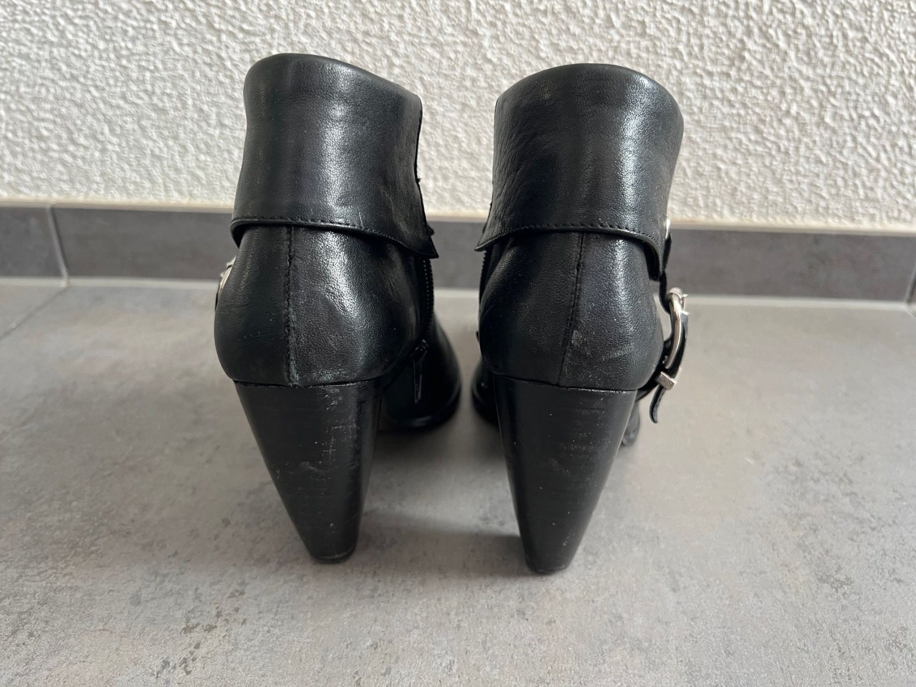 Navyboot Scarpe da donna: Tolle Navyboot Stiefeletten 37 zum Schnäppchenpreis – Usato da Zürich venduto da efae 2