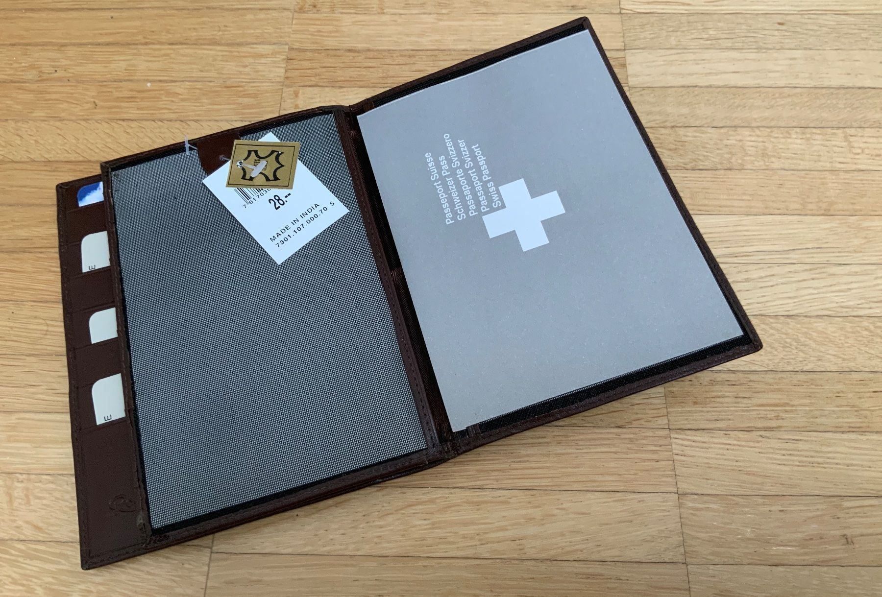 Brieftaschen: Brieftasche Leder braun, neu – Neu und originalverpackt aus Endingen von haifu 1