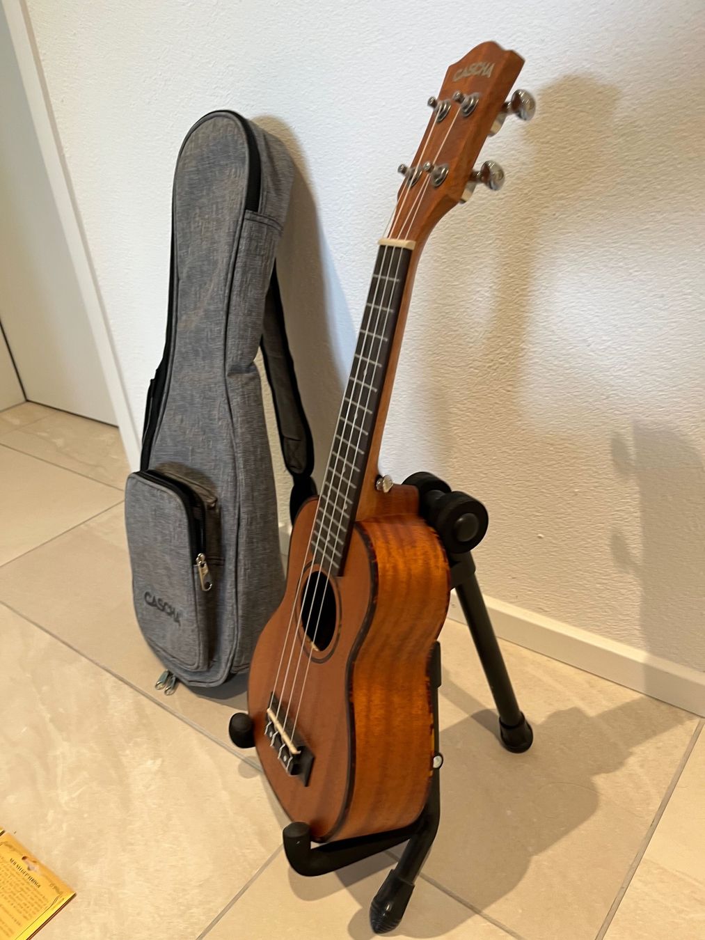 Musikinstrumente: Casha Premium mahogany Soprano Ukulele – Gebraucht aus Zürich von qui_xlb8 4