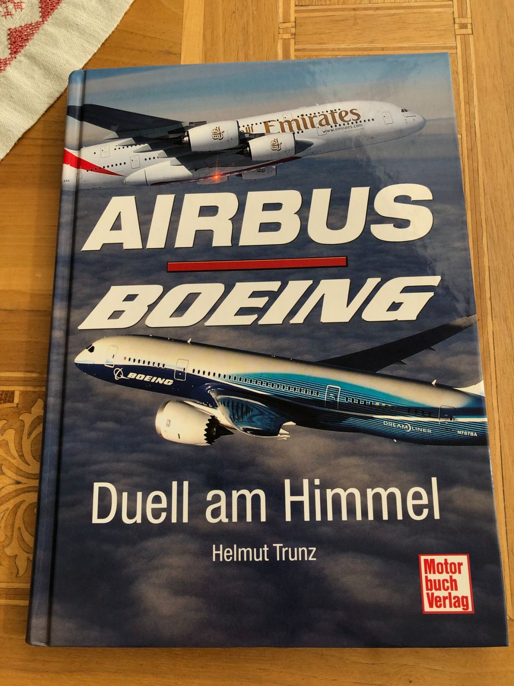 Livres: Buch AIRBUS BOEING – D'occasion à Freienstein par ErnaS01
