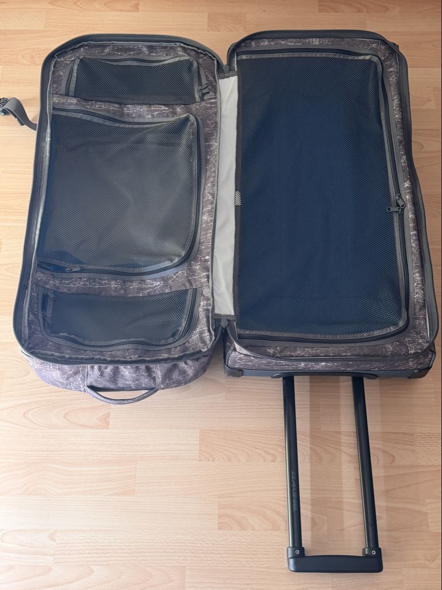 Dakine Valises de voyage: DAKINE Reisekoffer Split Roller, 110l – D'occasion à Greppen par Mcrown 4
