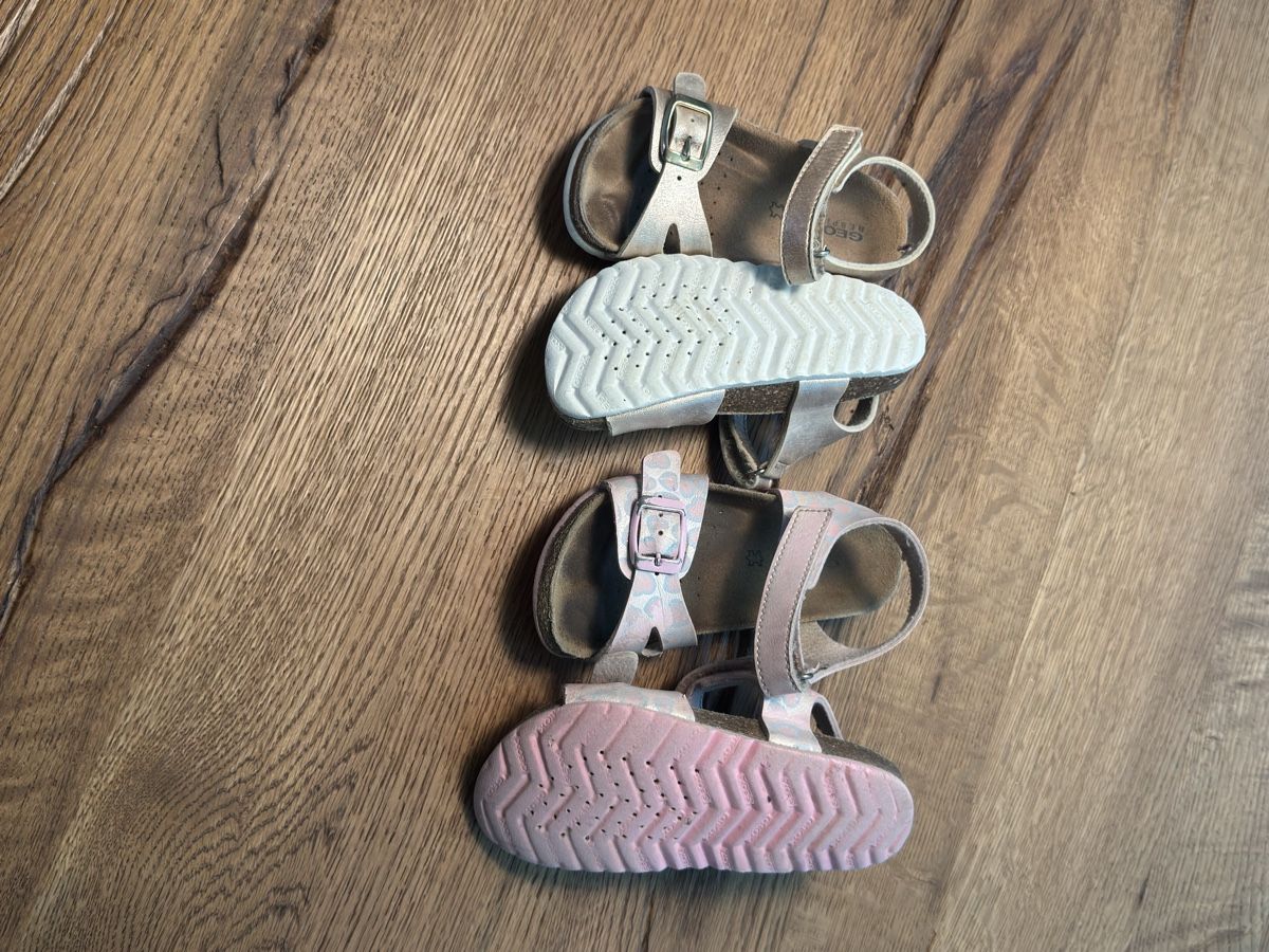 Geox Scarpe per ragazze: Geox Sandalen Gr. 25&27 – Usato da Urtenen-Schönbühl venduto da Stephchen 1