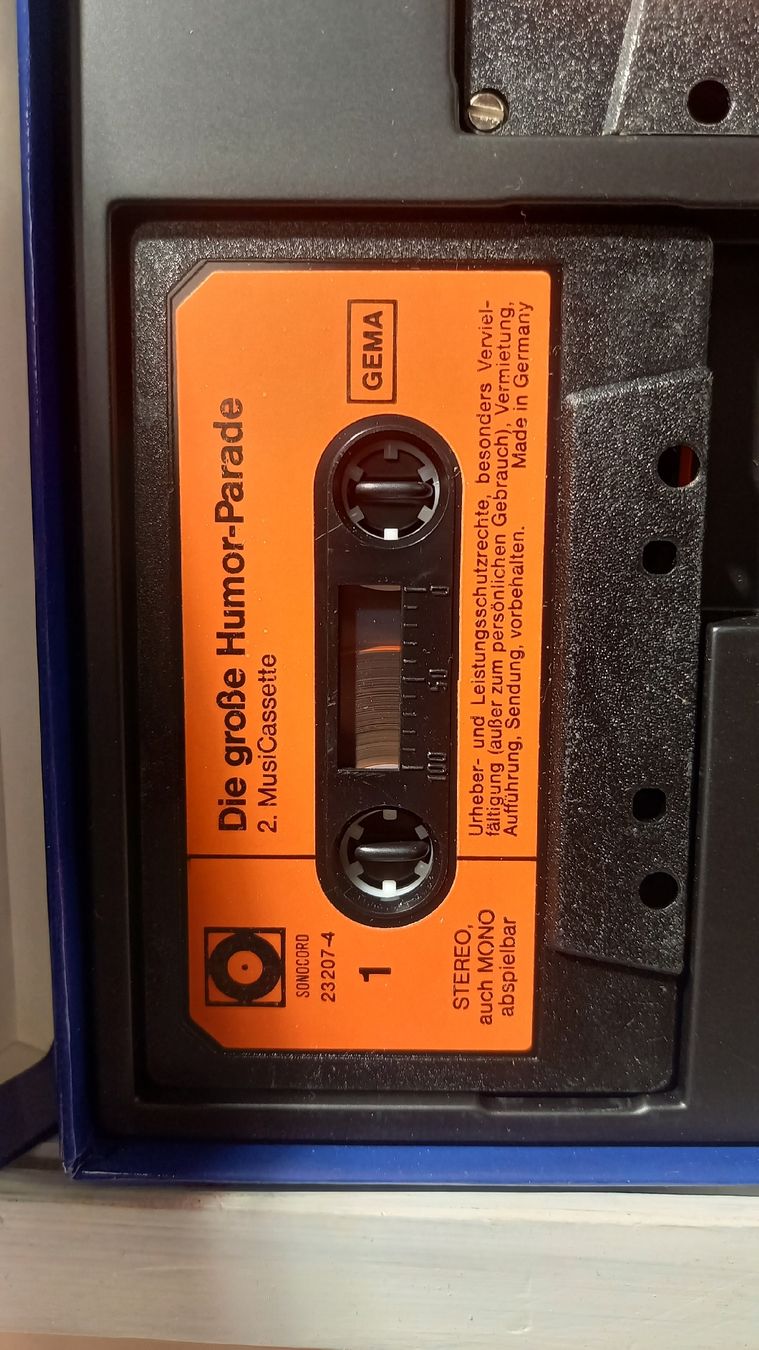 Musicassette: Die grosse Humor-Parade MusiCassette Box – Usato da St. Gallen venduto da Bir_Rer 4
