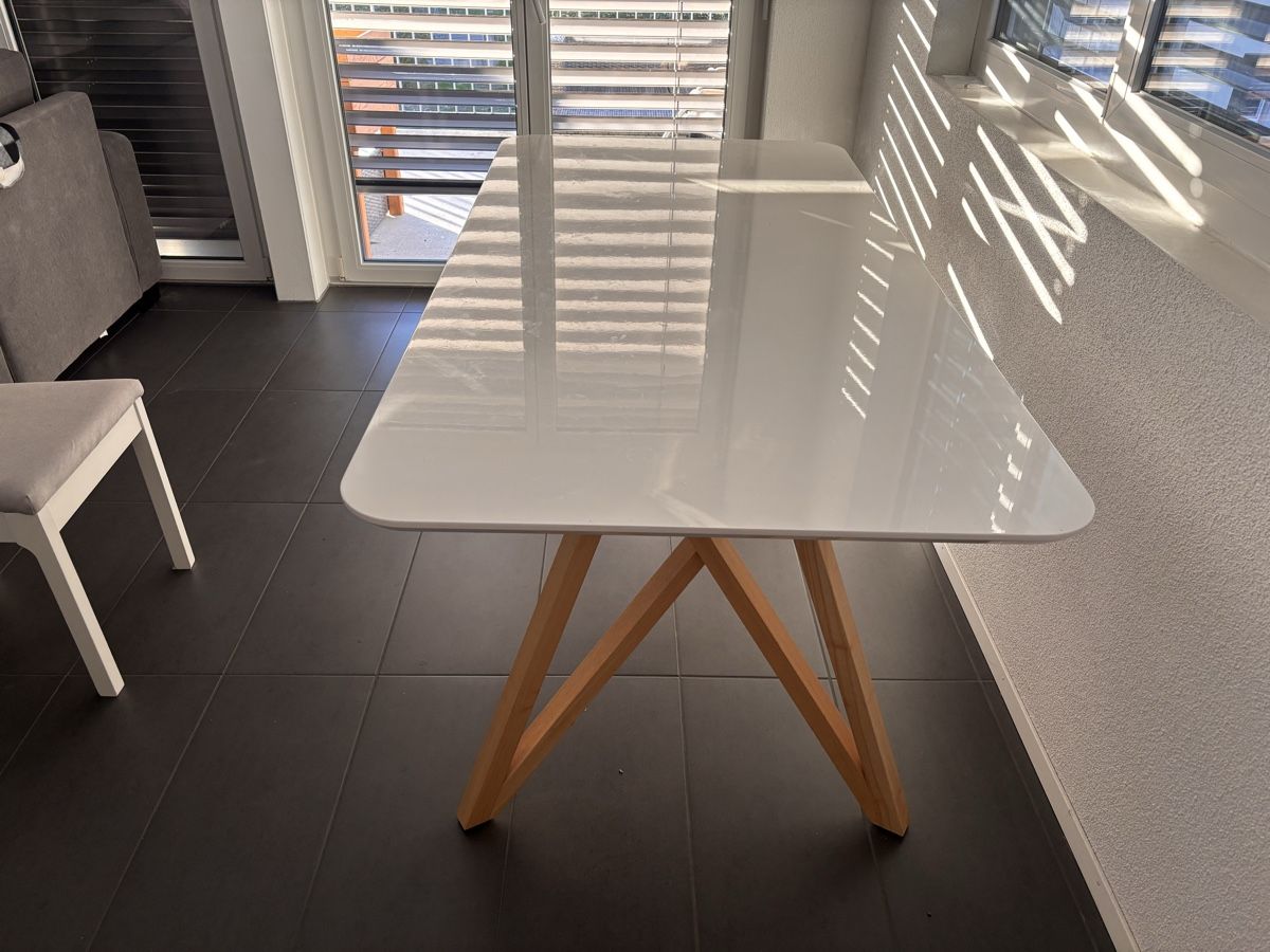 Tables: Esstisch – D'occasion à Egliswil par wid_5lzw 3