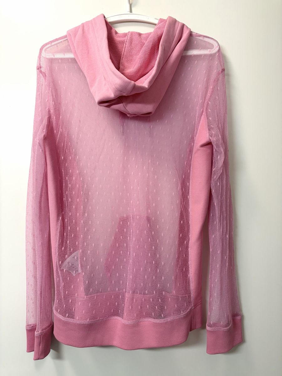 Maglioni & Felpe: Pull à capuche Red Valentino rose en tulle, taille L – Usato da Chêne Bourg venduto da paleios22 1