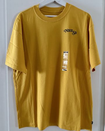 T-SHIRT NIKE SB PINK