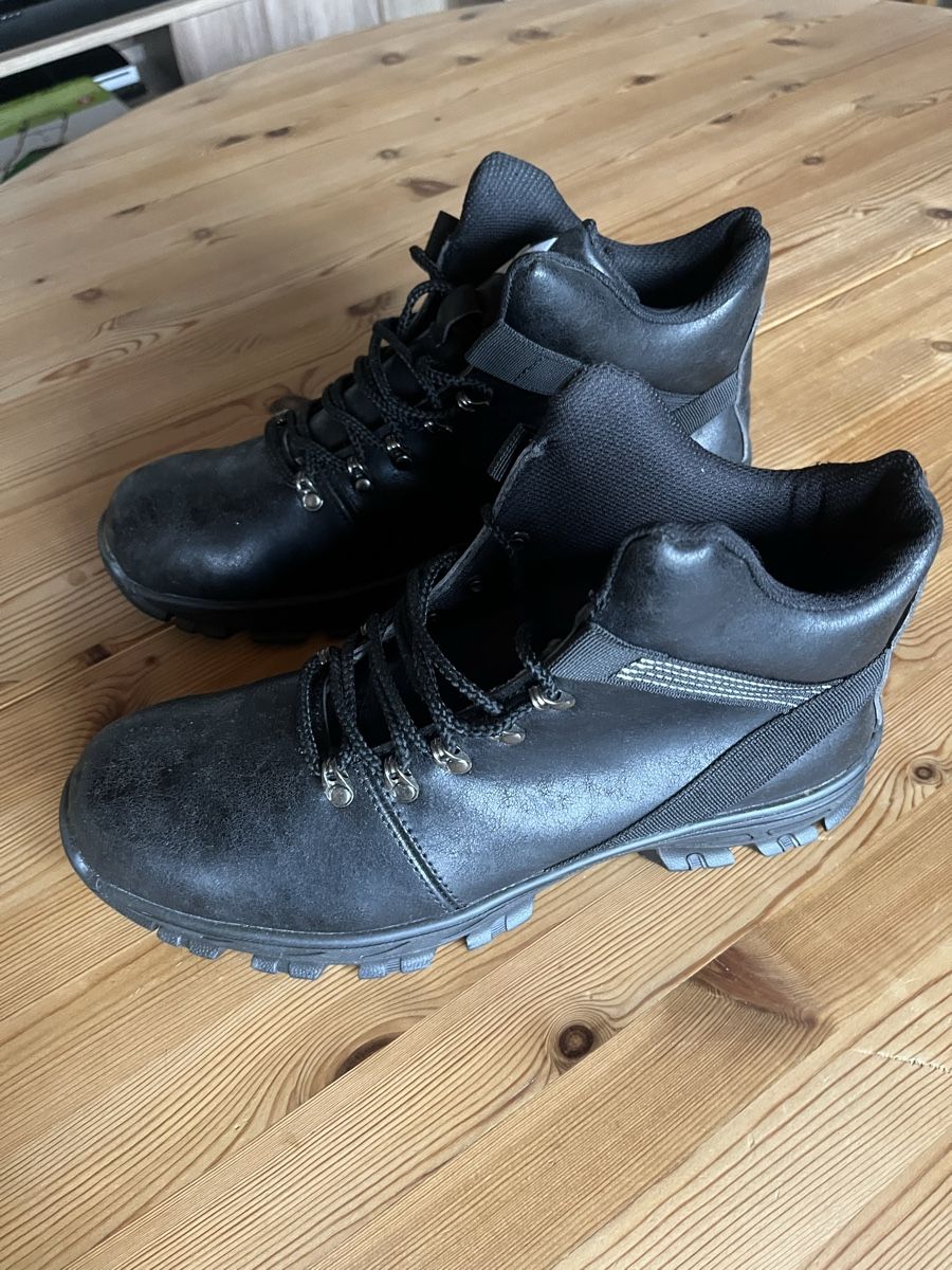 Herrenschuhe: Arbeitsschuhe schwarz Grösse 46  – Neu (gemäss Beschreibung) aus Grellingen von nadu17 1