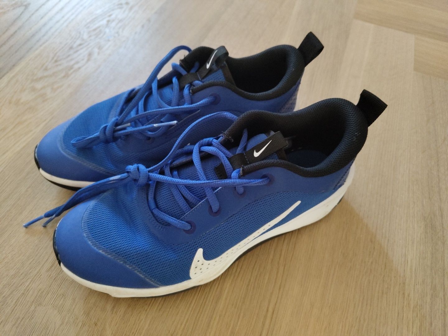 Nike Herrenschuhe: Nike Turnschuhe gr. 40.5 – Gebraucht aus Gams von bigwolfi-schnuggel