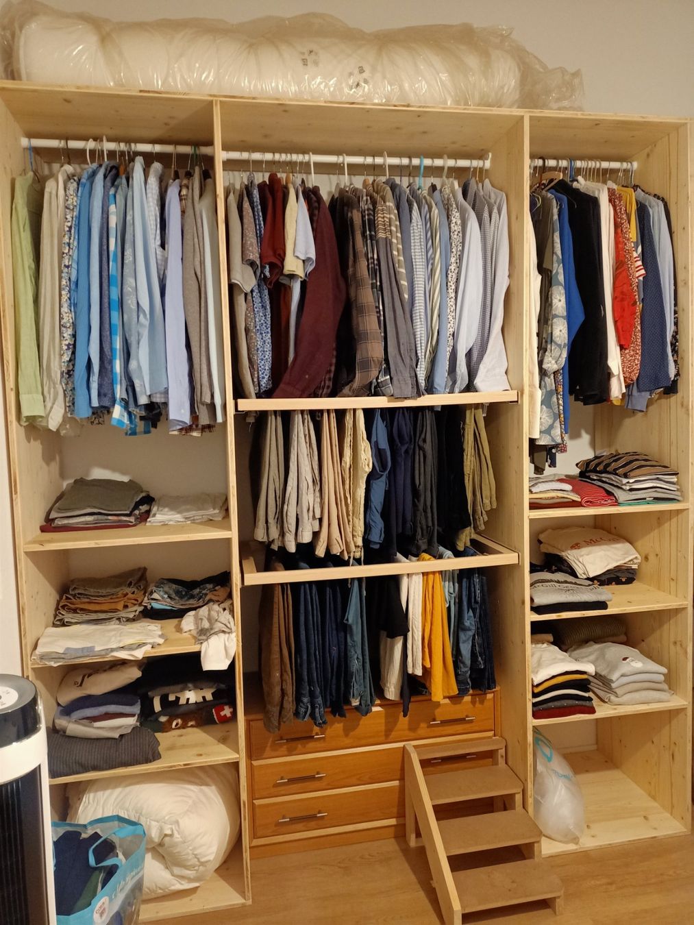 Schränke: Dressing – Gebraucht aus Semsales von leg_h8lk 3