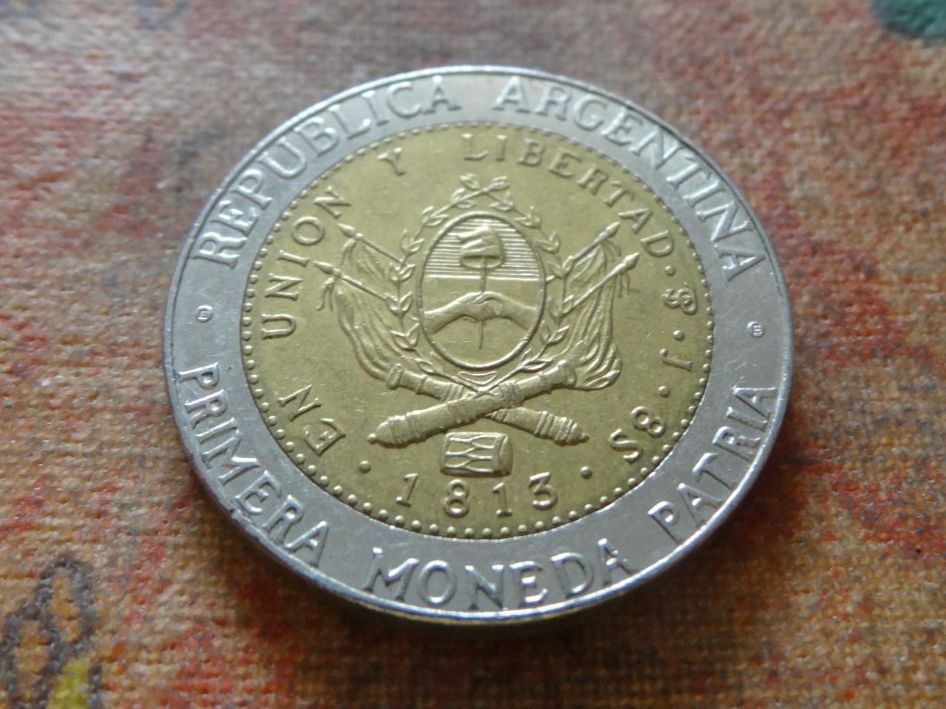 Tutti le monete: ARGENTINE  1  Peso  2010  (P) – Usato da Romanel-sur-Lausanne venduto da Swift13 1