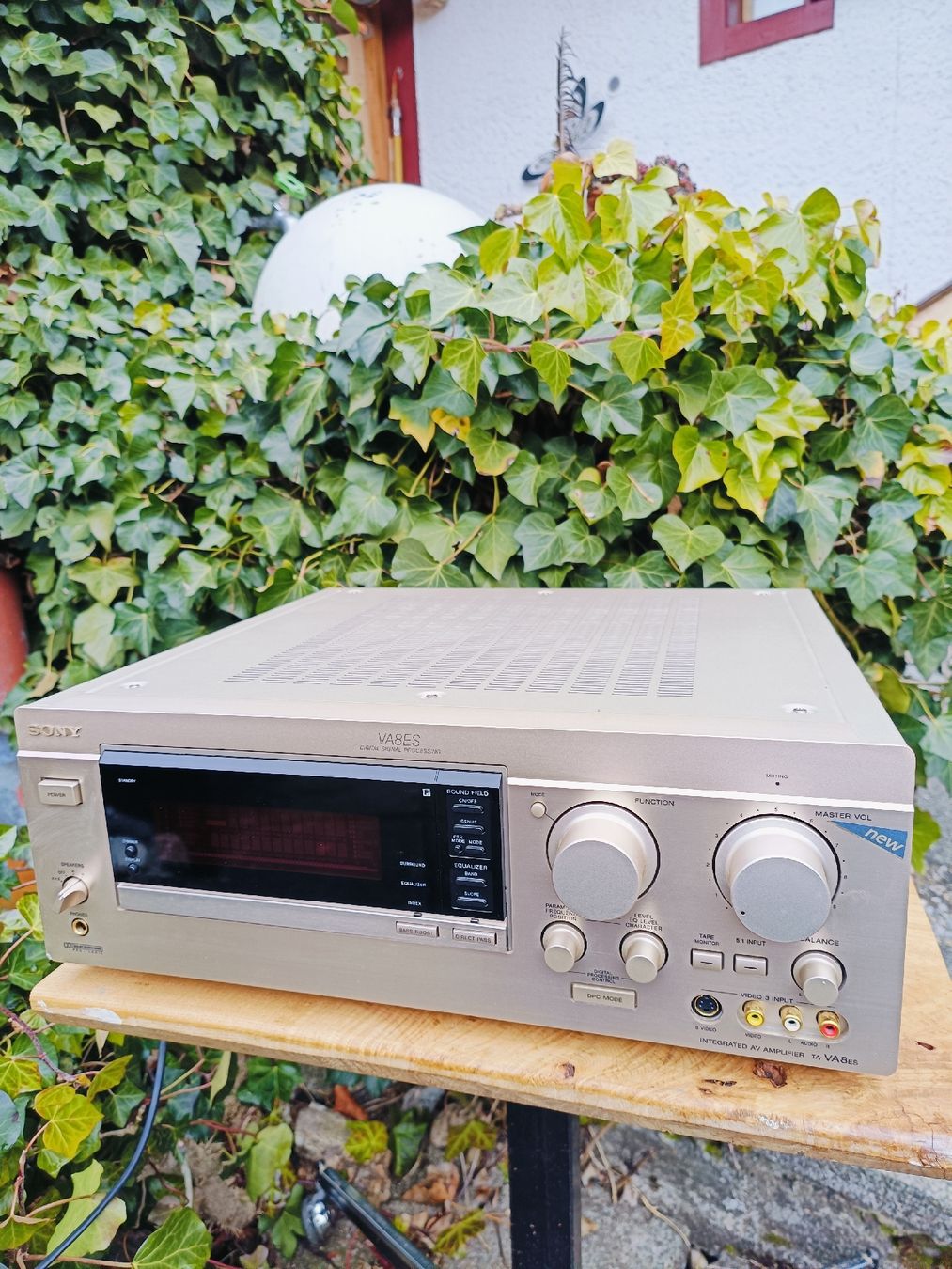 Sony Amplificatori: Sony Verstärker TA-VA 8 ES – Usato da Steffisburg venduto da zulg03