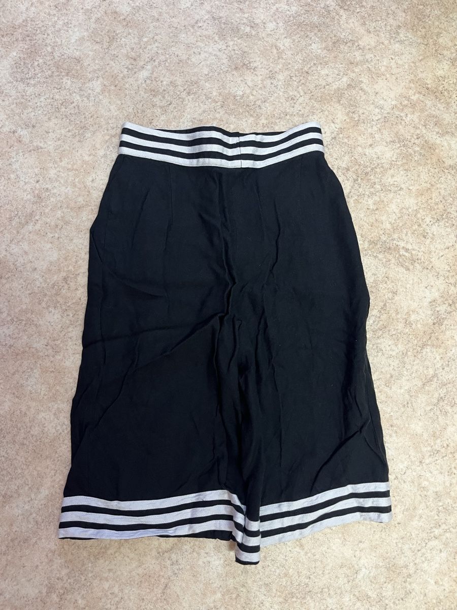 Pantaloni: Louis Féraud Bermuda-Hose Grösse S  – Usato da Teufenthal AG venduto da Nanahu 2