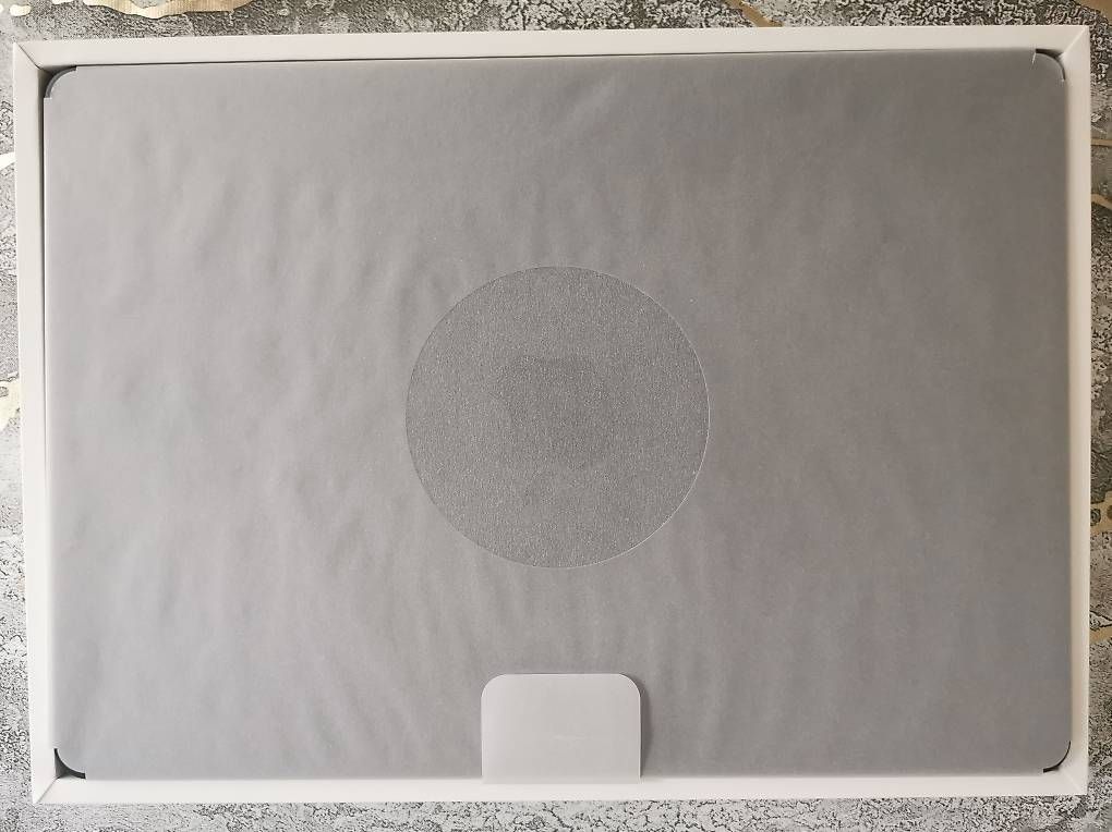 Notebook: Macbook Air NEUF 13" 8go 256go  – Usato da Le Locle venduto da agb68 4