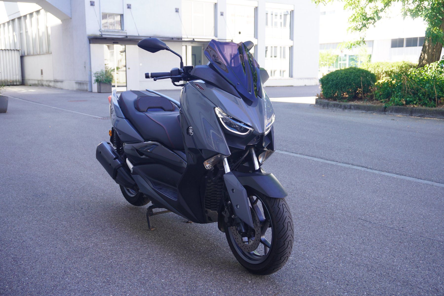 Yamaha Scooter: Yamaha X-MAX Tech MAX 300 – Usato da Winterthur venduto da she22i 5