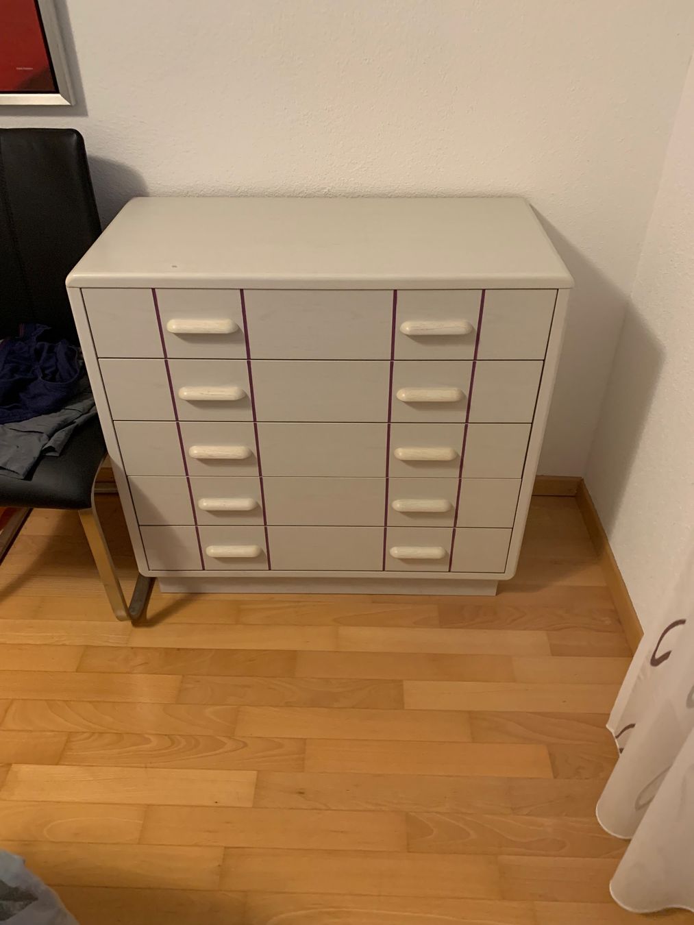 Cassettiere: Kommode mit 4 Schubladen – Usato da Bellikon venduto da BrunoW0102