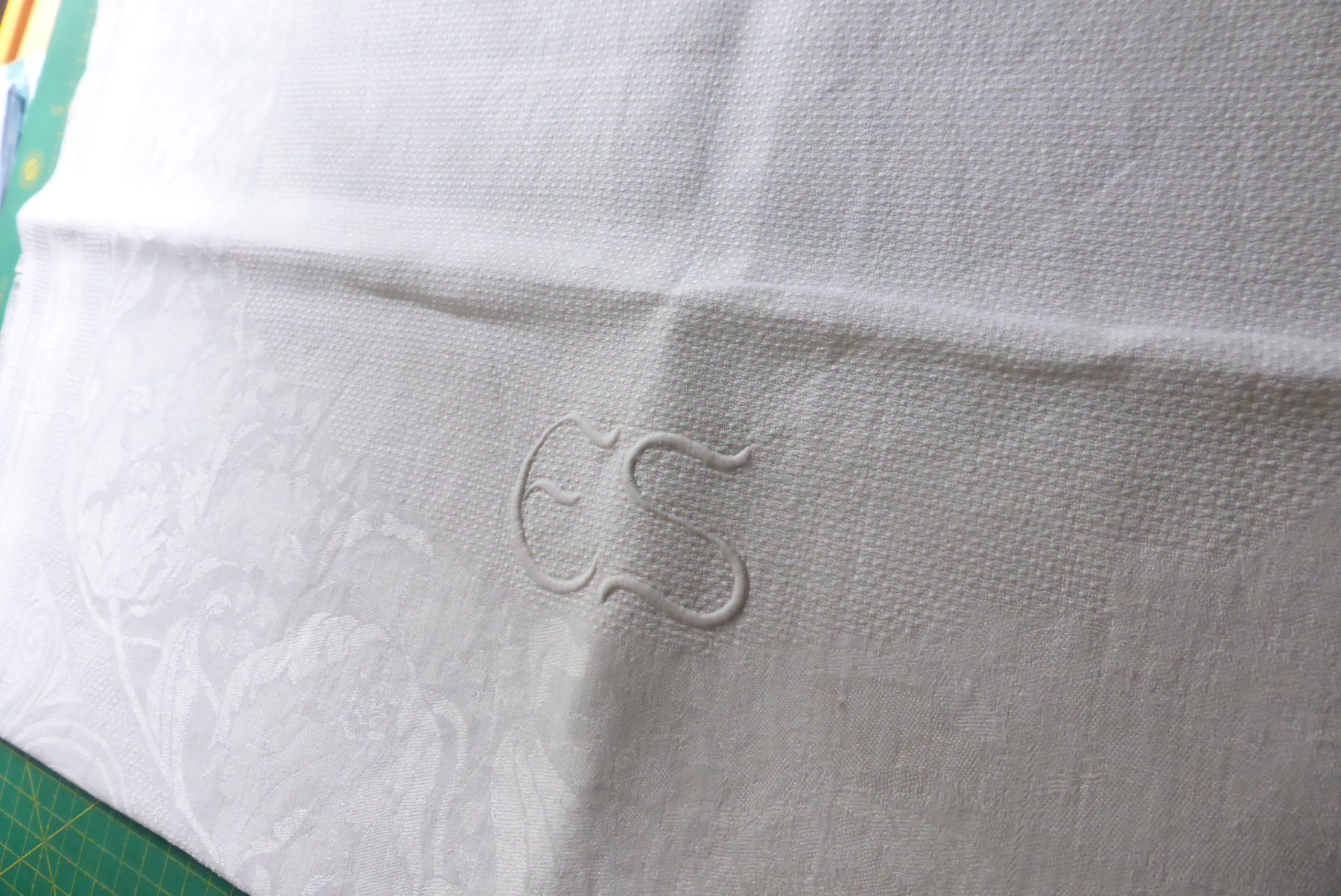 Strofinacci: Antikes Leinen Geschirrtuch mit Initialen weiss 56 x 95 cm – Usato da Brunnadern venduto da pinkfaden 6