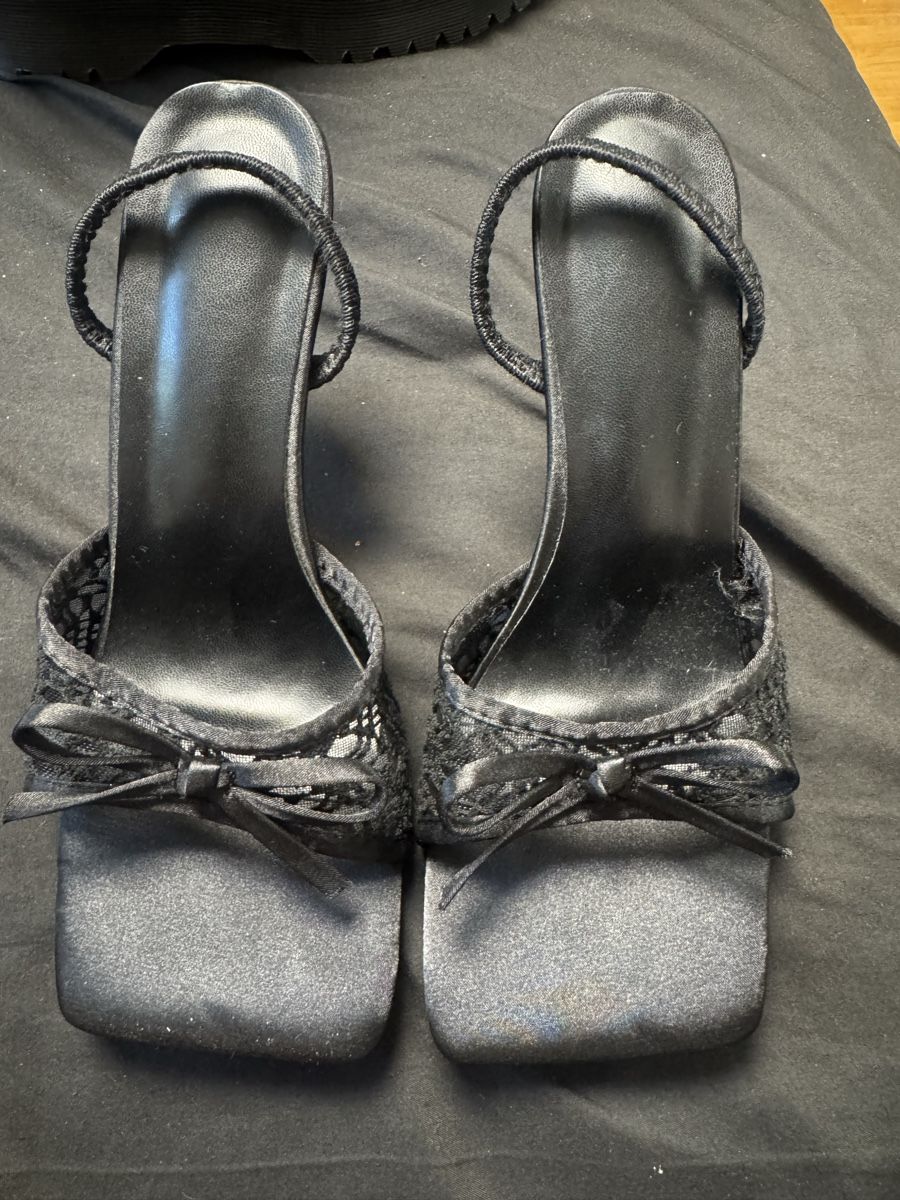 Scarpe da donna: Highheels mit Schleife Damen Schwarz Grösse 40 – Nuovo (secondo la descrizione) da Grenchen venduto da kai_7vwh