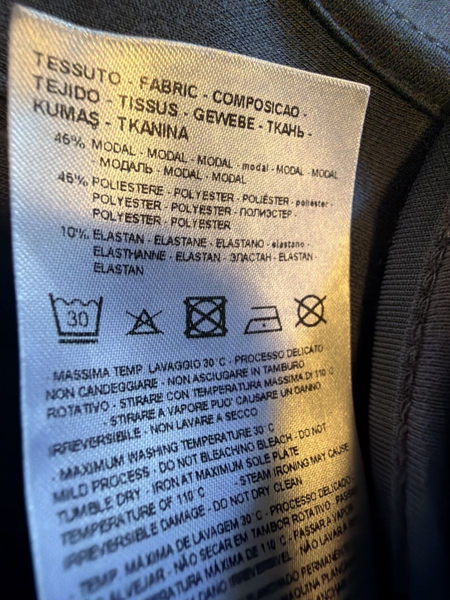 Armani Pantalons: Armani exchange pantaloni  – D'occasion à Sementina par bru_vpp5 5