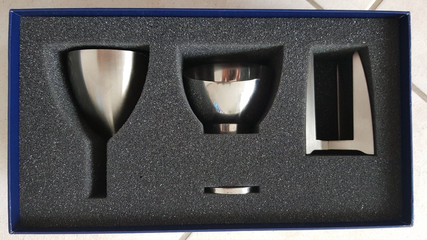 Caraffe: Dekantierset Edelstahl – Usato da Dübendorf venduto da Peter032 1