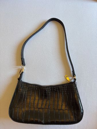 Schwarze Tasche